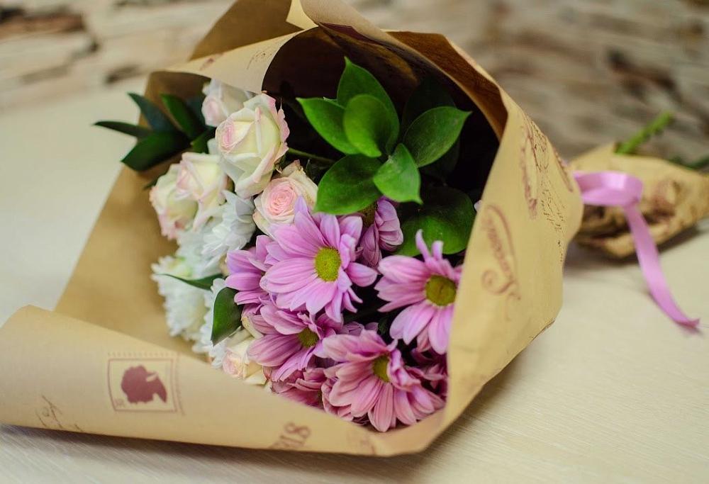 Букет цветов из: Розы и Хризантемы в Рудне Воронежской области