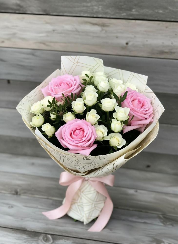 Букет цветов из: Розы в Рудне Воронежской области