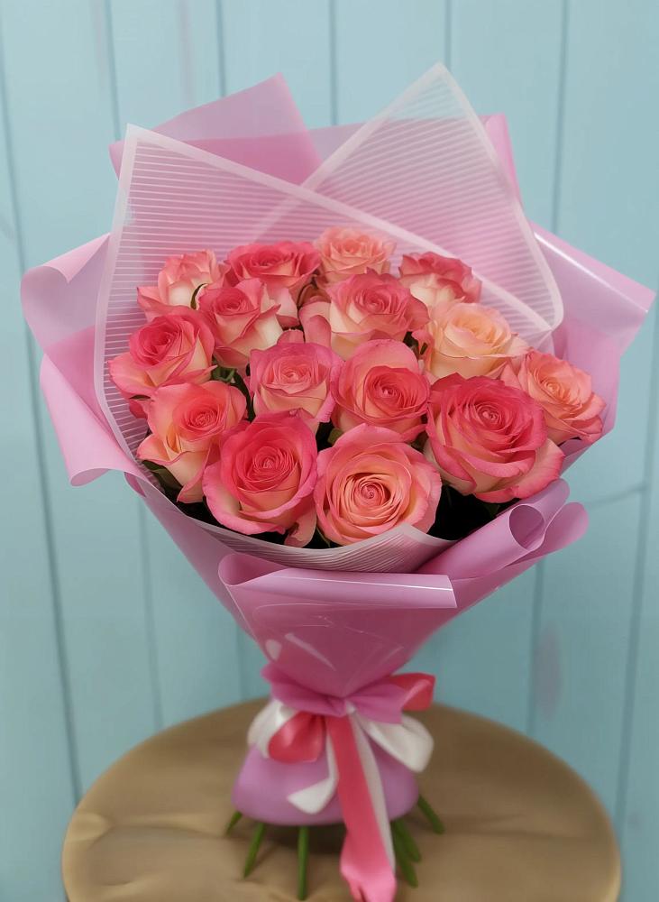 Букет 15 Розовых роз Равель в Рудне Воронежской области