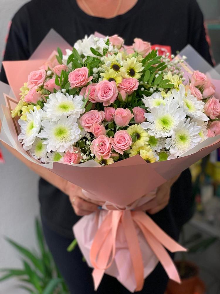 Букет цветов из: Розы и Хризантемы в Рудне Воронежской области