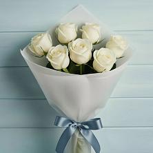 Букет 7 Белых роз Эдлесс Лав в Рудне Воронежской области
