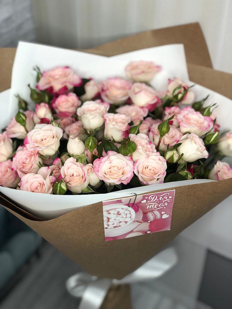 Букет цветов из: Розы в Рудне Воронежской области