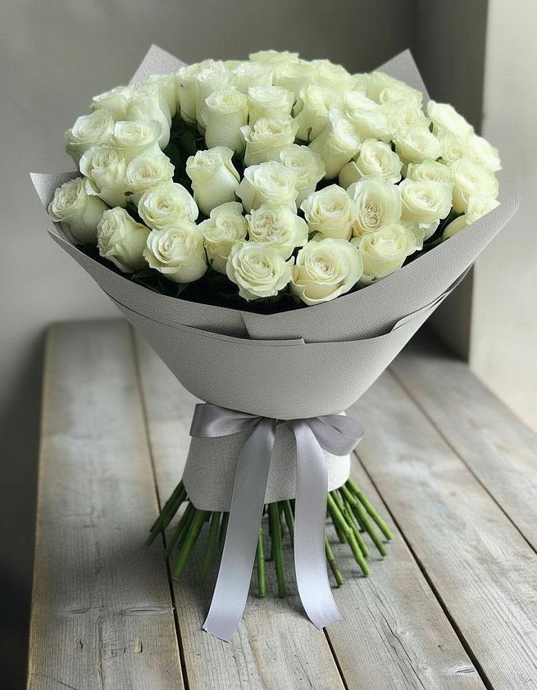 Букет 35 Белых роз в Рудне Воронежской области
