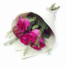 Букет цветов из:  Розы в Рудне Воронежской области