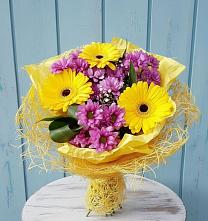 Букет цветов из:  Хризантемы и Герберы в Рудне Воронежской области