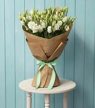 Букет цветов из:  Лизиантусы в Рудне Воронежской области