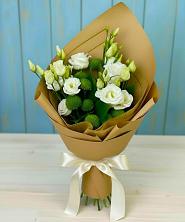 Букет цветов из:  Хризантемы и Лизиантусы в Рудне Воронежской области