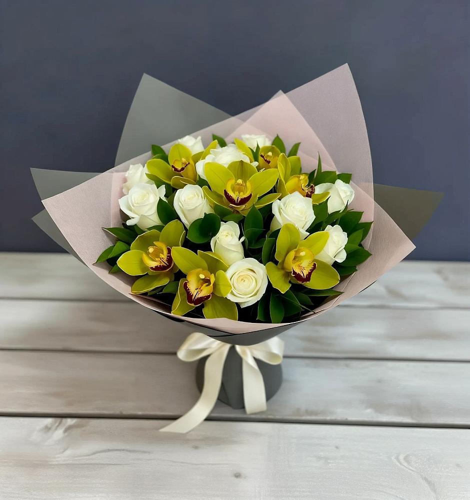 Букет цветов из: Орхидеи и Розы в Рудне Воронежской области