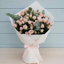 Букет цветов из:  Розы в Рудне Воронежской области