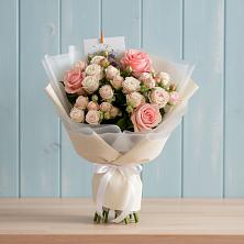 Букет цветов из:  Розы в Рудне Воронежской области